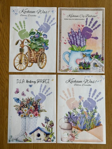 ZESTAW 9 - DYPLOMY DLA BABCI I DZIADKA ODBIJAMY RĄCZKI  