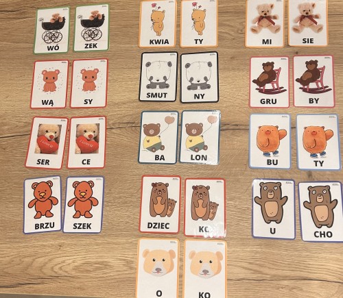 ZESTAW 128 DZIEŃ MISIA ŁĄCZENIE OBRAZKÓW W PARY, CZYTANIE PODPISÓW .Pomoce gotowe do wysyłki.        